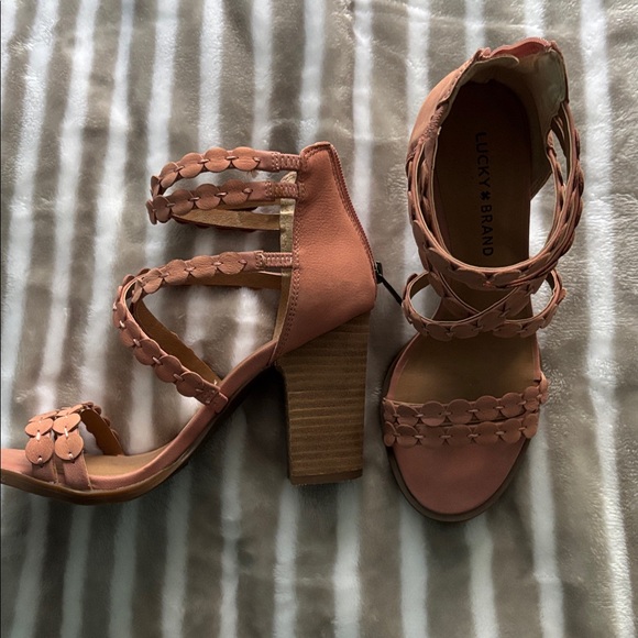 Lucky Brand Blush Strappy Block Heel Sandals - Picture 1 of 4